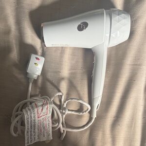 T3 Featherweight Luxe 2i Hair Dryer